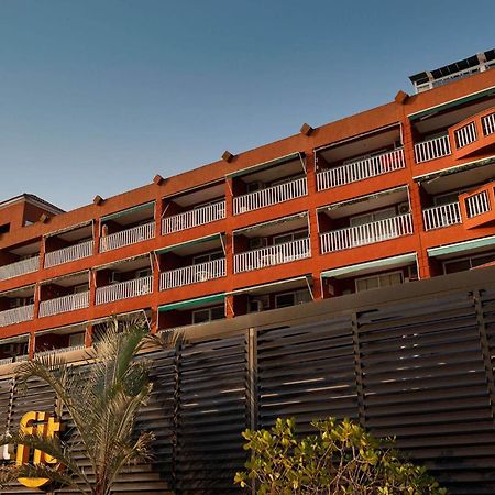 Mares Suites By Angra Beach - Piratas Residence อังกราโดสเฮย์ส ภายนอก รูปภาพ