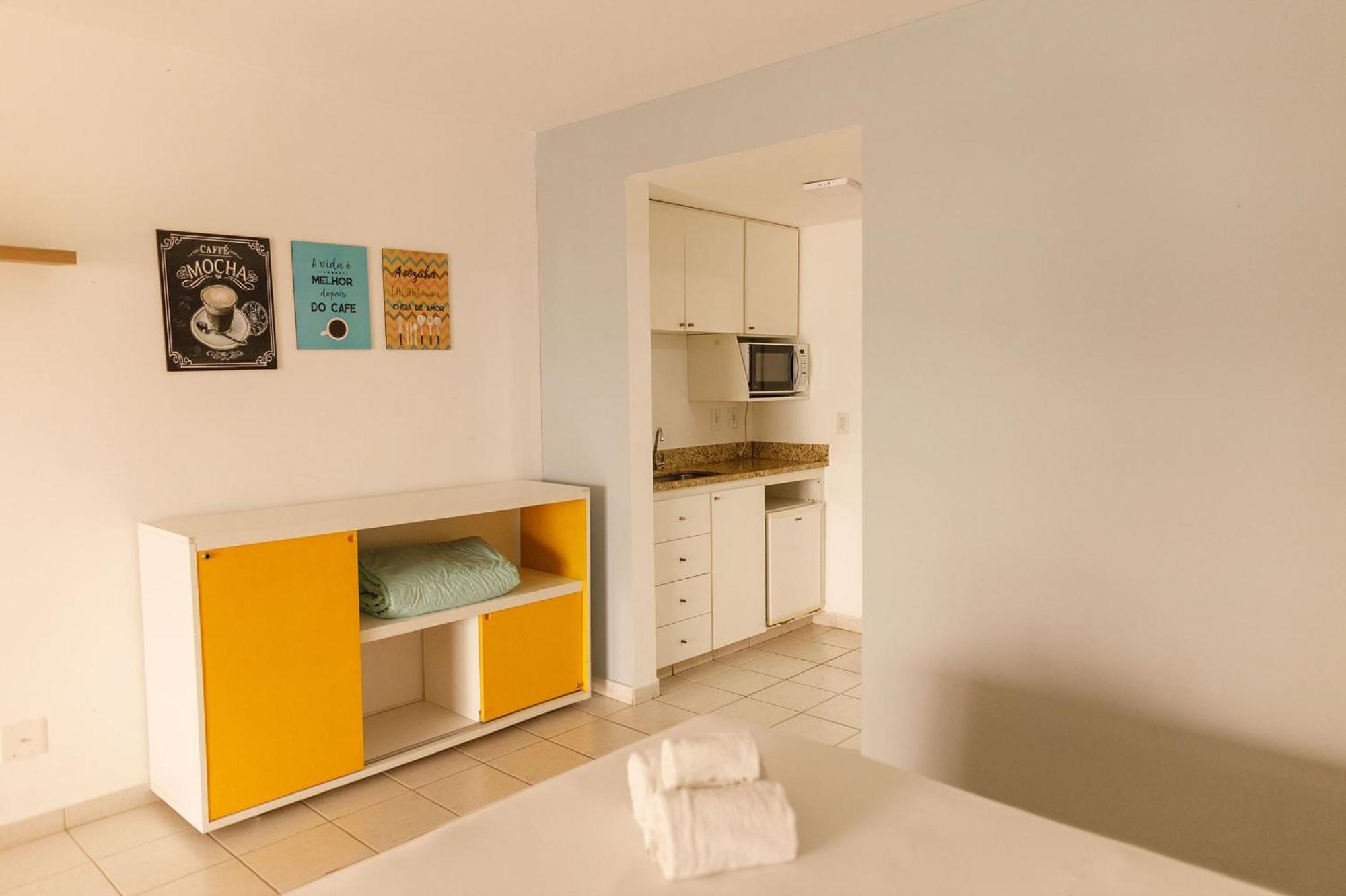 Mares Suites By Angra Beach - Piratas Residence อังกราโดสเฮย์ส ภายนอก รูปภาพ
